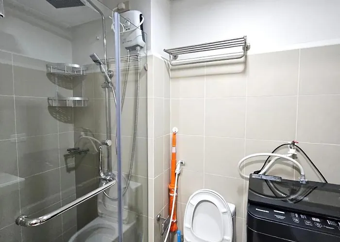 Apartment Coast Residences - 1 Bedroom With Balcony Near Picc, Wtc, Star & Moa *