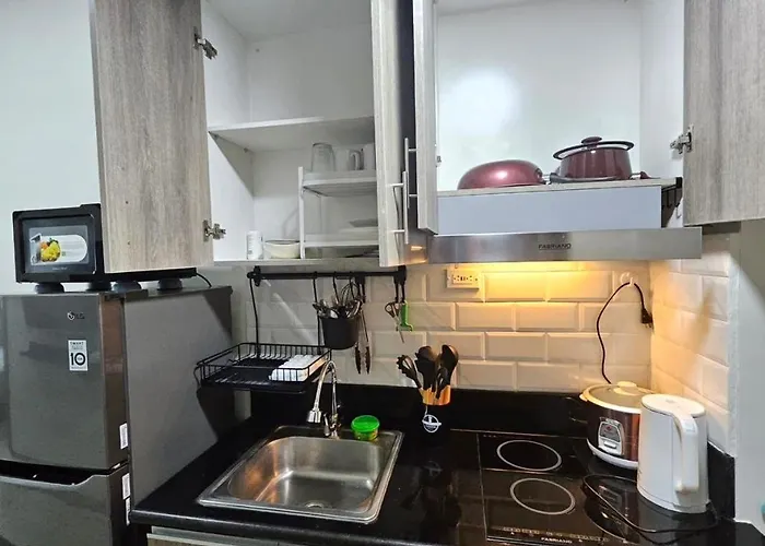 Apartment Coast Residences - 1 Bedroom With Balcony Near Picc, Wtc, Star & Moa Manila