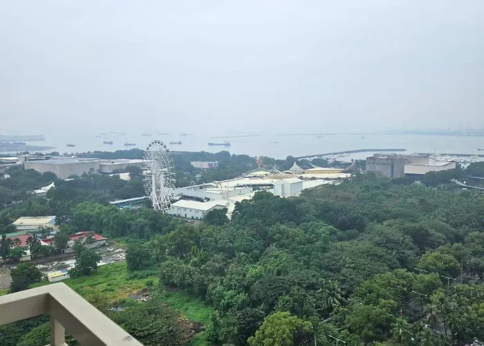 Coast Residences - 1 Bedroom With Balcony Near Picc, Wtc, Star & Moa